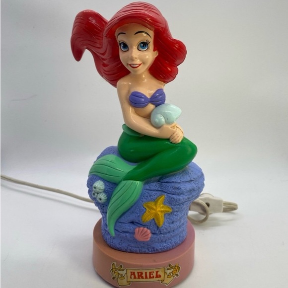 Vintage The Little Mermaid Night Light Lamp, Disney's Ariel Light Up Figure 9” - Picture 2 of 10
